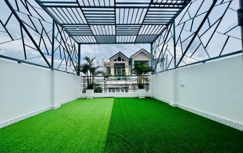 Bán nhà 3 tầng HXT đường Nguyễn Sỹ Sách 93m2(4.2*22) gần công viên vào ở ngay nhỉnh 5 tỷ