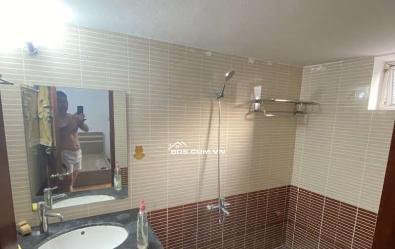 Cho thuê Căn Apartment 1N1K tại Số 98 ngõ 116 Phan Kế Bính, Cống Vị, Ba Đình. Chỉ 5tr