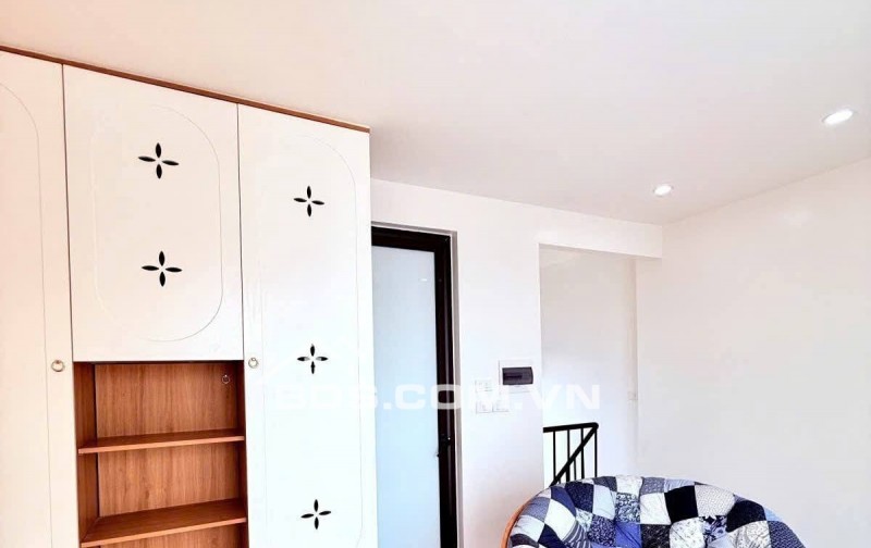 Nhà Đẹp Dòng Tiền, Lương Khánh Thiện 44m, 6 tầng, mt 3.9m, giá 12.5 tỷ.