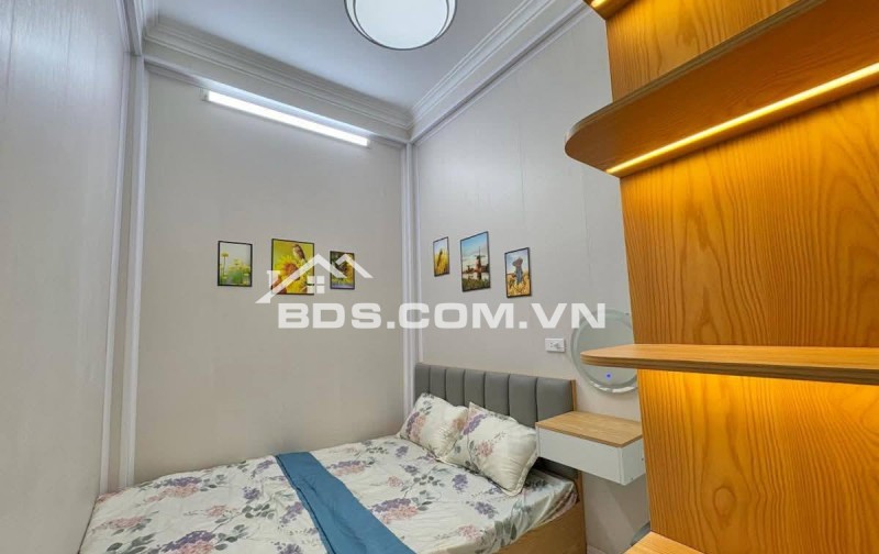 Nhà Đẹp Phương Mai, Đống Đa 110m, 4 tầng, mt 4 m, giá 5.3 tỷ.