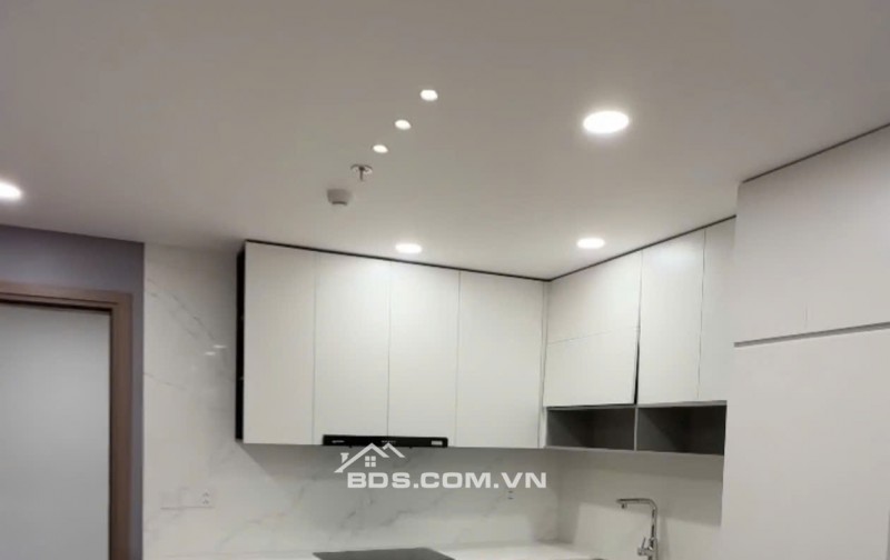 [Chung cư The Queen 360 Giải Phóng] Xuất hiện căn 2 ngủ tầng trung View CV thống nhất xem bắn pháo hoa.