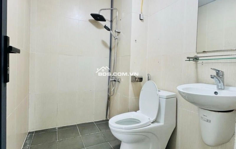 Bán căn hộ tòa C2 Xuân Đỉnh căn góc 62m2 2N2VS giá 6,5 tỷ