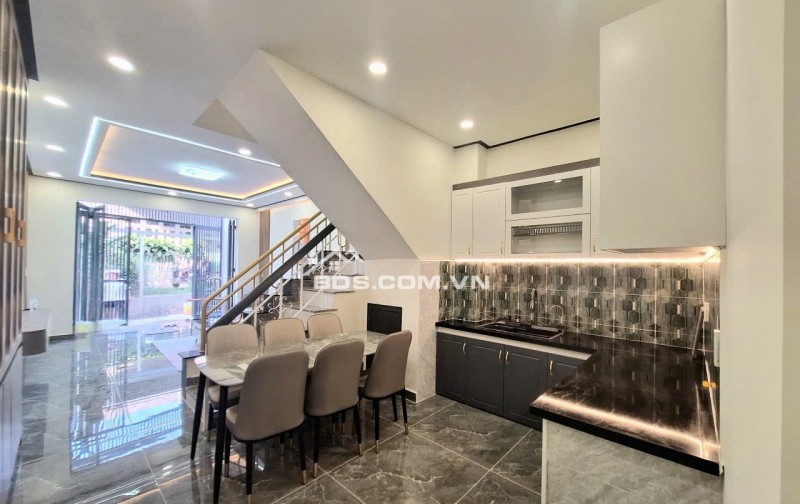 Nhà đẹp hẻm xe hơi Hà Huy Giáp – Full nội thất, 3 phòng  ngủ