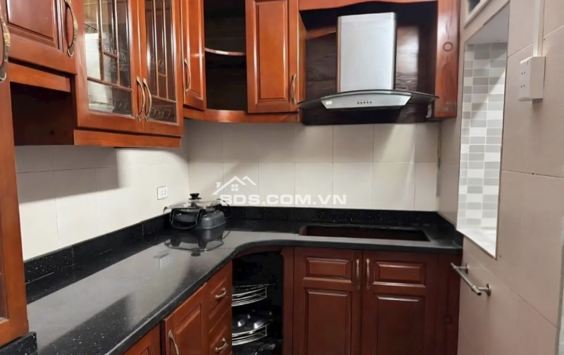 Hơn 2 tỉ nhà dân xây 2 tầng 3 ngủ đẹp ở ngay, Nội Thành Phủ Lý