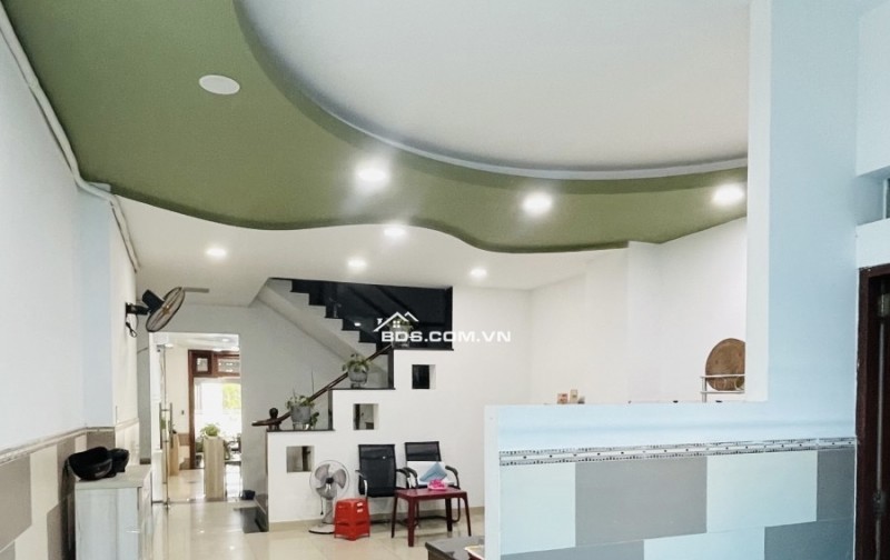 BÁN NHÀ 4 TẦNG MẶT TIỀN KINH DOANH – PHẠM THẾ HIỂN – P7Q8 – ĐƯỜNG RỘNG 24m VỈA HÈ 8M