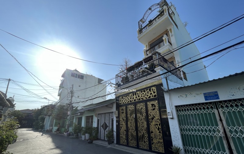 BÁN NHÀ ĐẸP 4 TẦNG MỚI 100% – PHẠM HỮU LẦU – THANG MÁY – XE HƠI NGỦ TRONG NHÀ – CẠNH PMH