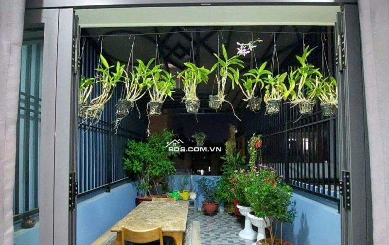 Mặt tiền hẻm 12m - Thành Thái - Quận 10 - 4 tầng - 66m2 - 16 tỷ