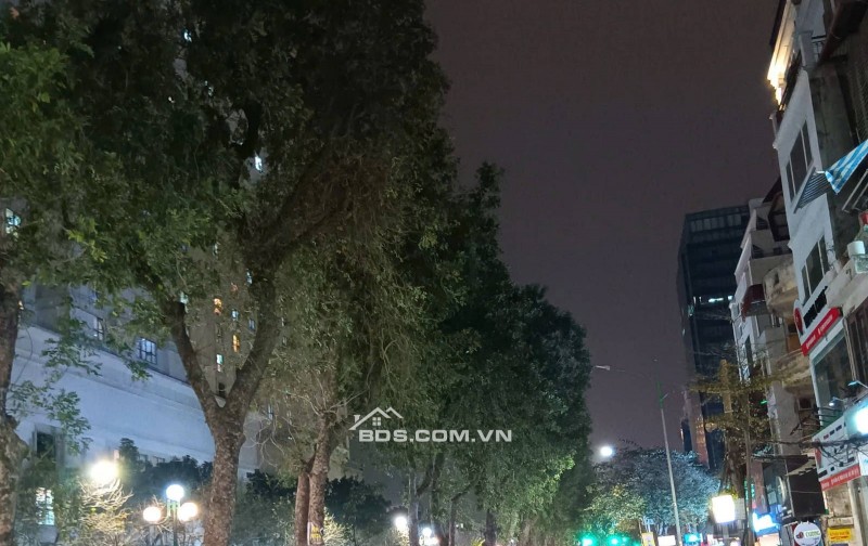  MẶT PHỐ GIẢNG VÕ – TRUNG TÂM ĐỐNG ĐA – TÒA NHÀ 10 TẦNG – KINH DOANH ĐỈNH CAO 