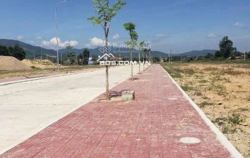 BÁN ĐẤT VÀNG – MẶT TIỀN 18M – GIÁP 2 KHU CÔNG NGHIỆP – CHỈ 830 TRIỆU!