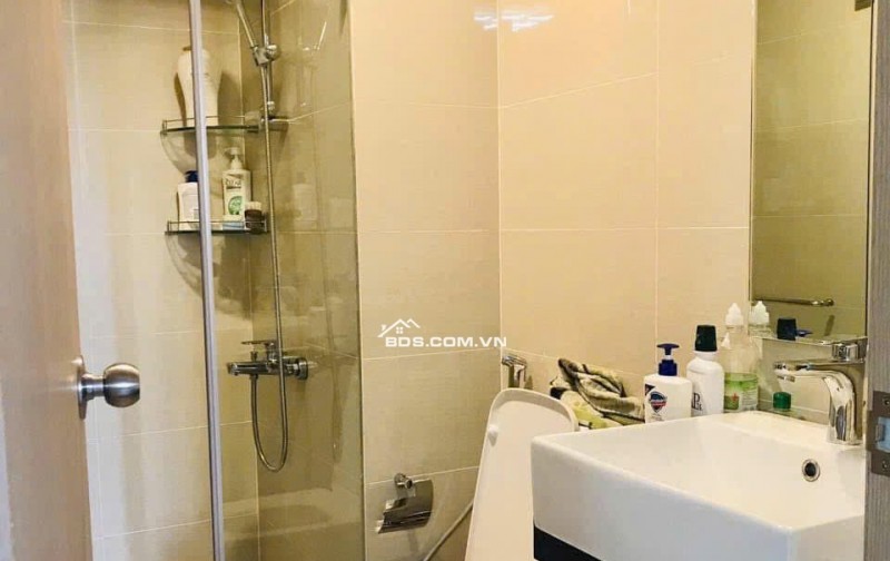 Cho thuê 80m2, 2PN, 2WC, C/c Richmond -Nguyễn Xí, NT mới, 14,5tr/th