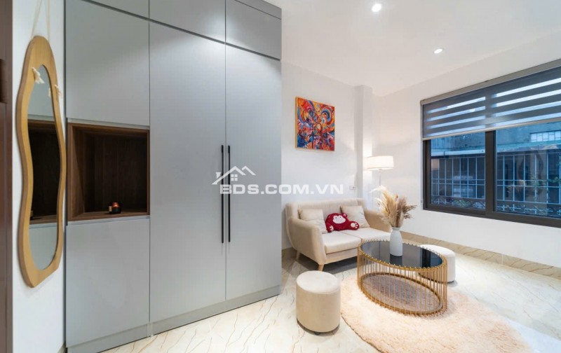 Bán nhà NGÕ 135 PHỐ Đội Cấn lô góc 60M2, 7 tầng thang máy doanh thu 1.2 TỶ/NĂM GIÁ 25,5 TỶ