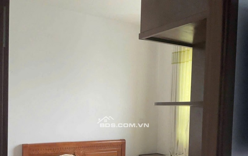 C/c Coop Mart Trường Sa, Căn góc, 100m2, 3PN, 2WC, Nội thất, 15tr/th.