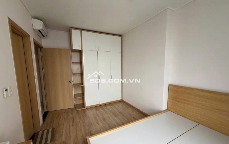 Chung cư 10A Trần Nhật Duật,Tân Định,Quận 1: 61m2, 2p ngủ,NT, 11tr5