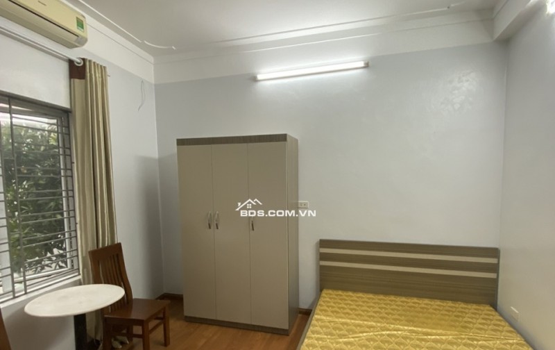 Cho thuê Căn hộ CCMN Full đồ tại Số 98 Ngõ 116 Phan Kế Bính, Cống Vị, Ba Đình. Chỉ 4tr