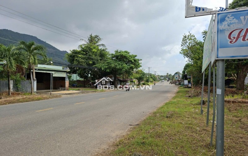 Sang nhượng gấp lô đất mặt đường Phú Thuận, Củ Chi 750m2