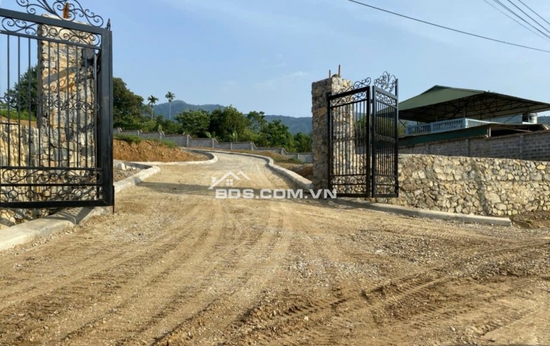 22 tỷ có ngay 5568m2 đất nghỉ dưỡng bám đường liên xã tại Hợp Hoà, Lương Sơn, Hoà Bình