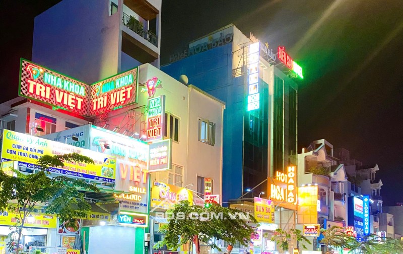 NHÀ 3 TẦNG, VỊ TRÍ MẶT TIỀN KINH DOANH SẦM UẤT BẬC NHẤT QUẬN GÒ VẤP. LH:0345678168.