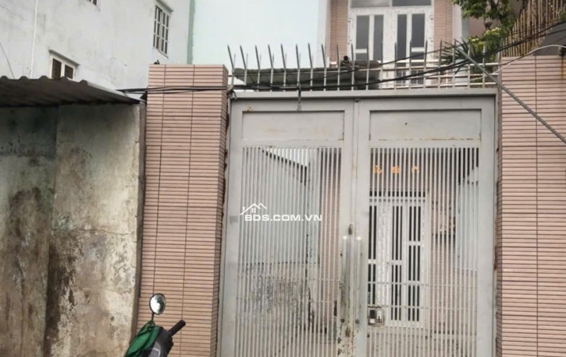 NHÀ 1 TRỆT 2 LẦU BÊ TÔNG CỐT THÉP. MẶT TIỀN LÒ GỐM GIÁ 6TỶ TL. LH:0933279273. 0908279273