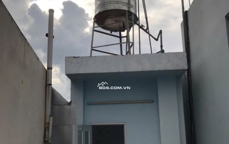 NHÀ 1 TRỆT 2 LẦU BÊ TÔNG CỐT THÉP. MẶT TIỀN LÒ GỐM GIÁ 6TỶ TL. LH:0933279273. 0908279273