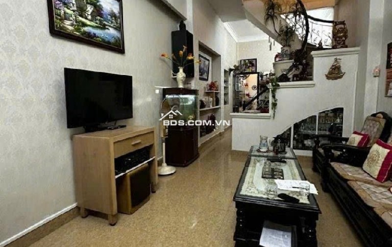 Bán Nhà Phan Đình Giót-Phương liệt ,DT:55m2 ,Giá Nhỉnh 14 tỷ ,oto ,2 Thoáng , Phân Lô