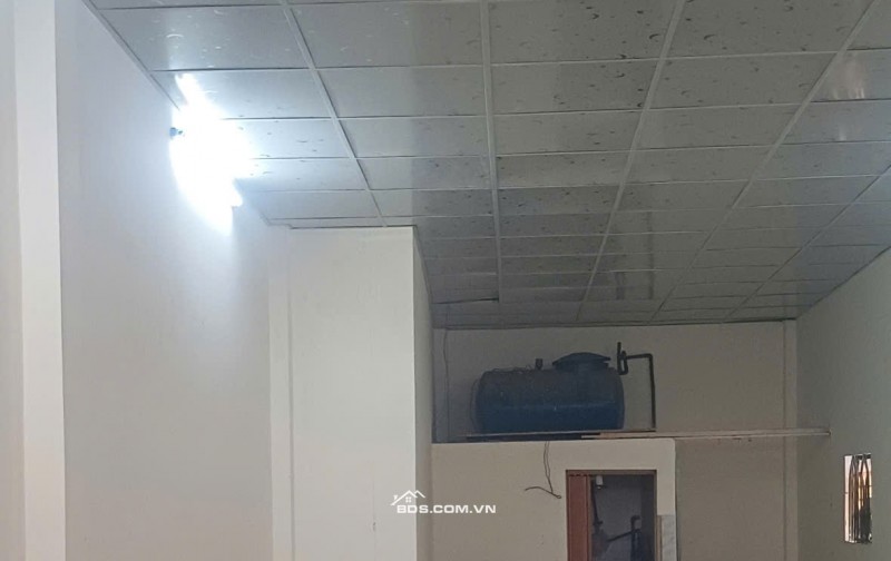 BÁN GẤP NHÀ 2 TẦNG 62M2 HẺM XE HƠI THÔNG TÔ HIẾN THÀNH QUẬN 10 NHIK 7 TỶ