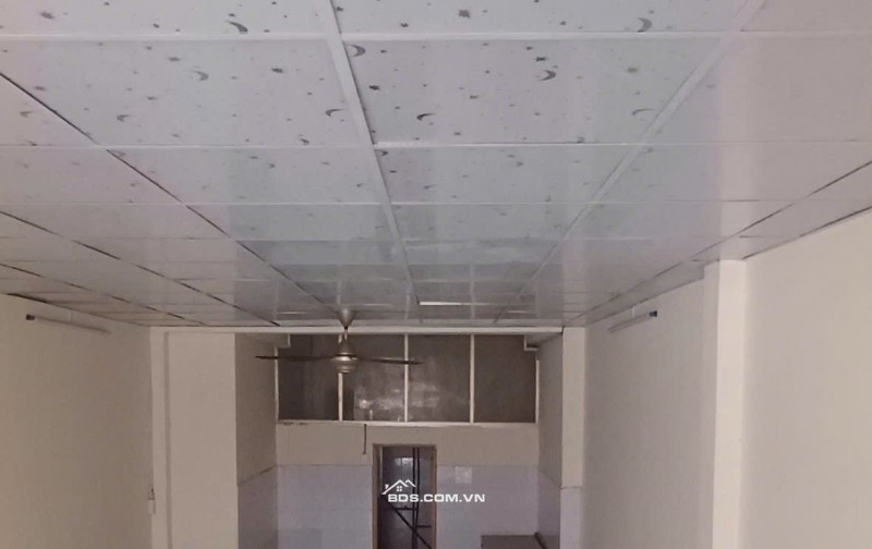 BÁN GẤP NHÀ 2 TẦNG 62M2 HẺM XE HƠI THÔNG TÔ HIẾN THÀNH QUẬN 10 NHIK 7 TỶ