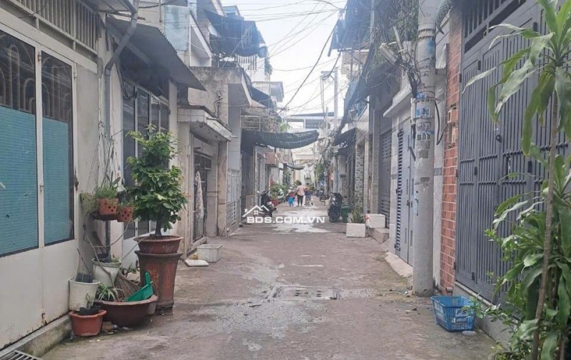 NHÀ BÁN ĐÔNG HƯNG THUẬN-Q12-GIÁP QUANG TRUNG GÒ VẤT