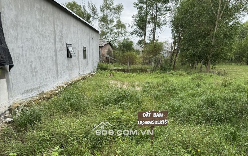 Bán đất tại Phú Gia, Xã Phú Vang, Thành Phố Huế DT: 100 m2 SHR: 620tr. LH: 0906529275