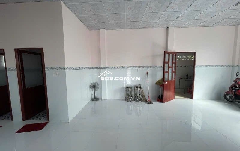 CC Gấp Bán - Nhà MT Tỉnh Lộ 6m - Vị Trí Đắt Địa Thuận Tiện Kinh Doanh - 2tỷ4 Lh:0969933159