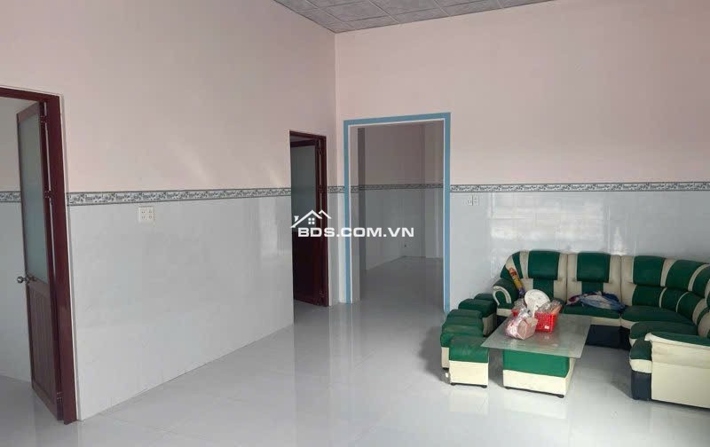 CC Gấp Bán - Nhà MT Tỉnh Lộ 6m - Vị Trí Đắt Địa Thuận Tiện Kinh Doanh - 2tỷ4 Lh:0969933159