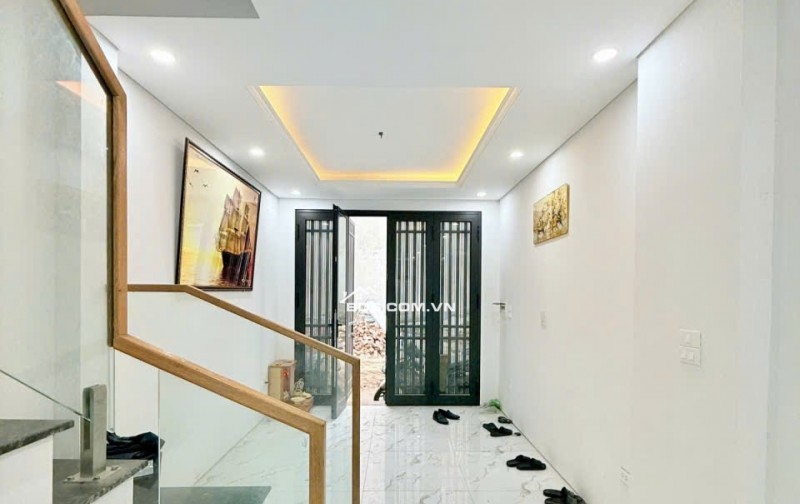 Bán Nhà Miêu Nha -Tây Mỗ - 40m2 -mặt tiền 3.2m , nở hậu – ngõ nông – 6.8 tỷ