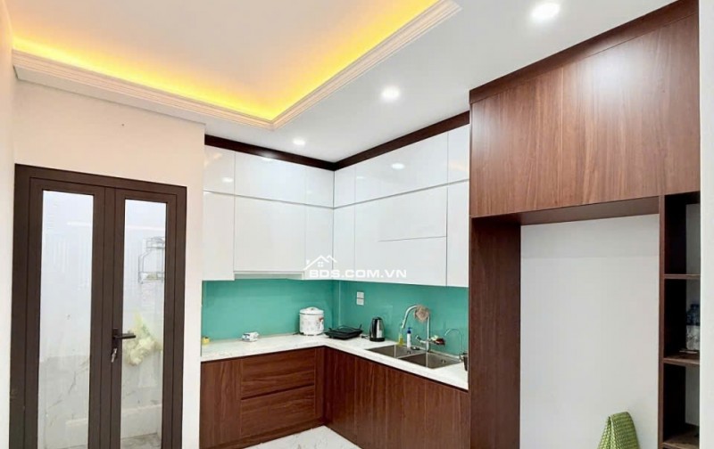 Bán Nhà Miêu Nha -Tây Mỗ - 40m2 -mặt tiền 3.2m , nở hậu – ngõ nông – 6.8 tỷ