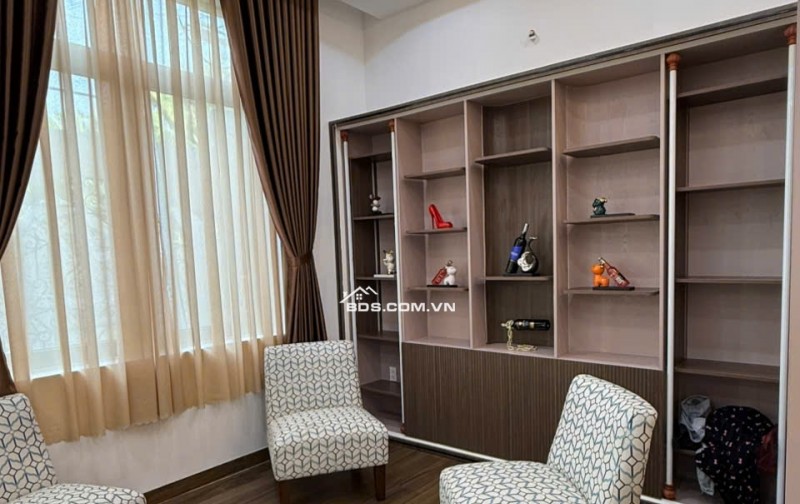 BIỆT THỰ TÂN CỔ ĐIỂN 1/NGẮN ĐẶNG THÚC VỊNH THỚI TAM THÔN 12BIS,HÓC MÔN