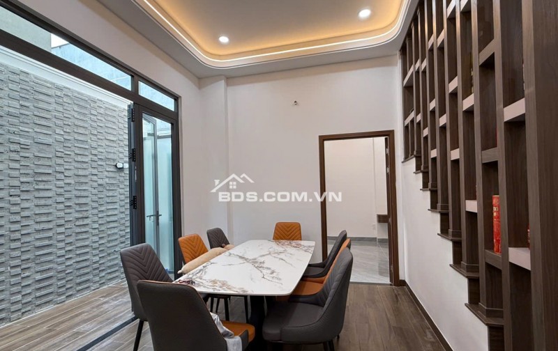 BIỆT THỰ TÂN CỔ ĐIỂN 1/NGẮN ĐẶNG THÚC VỊNH THỚI TAM THÔN 12BIS,HÓC MÔN