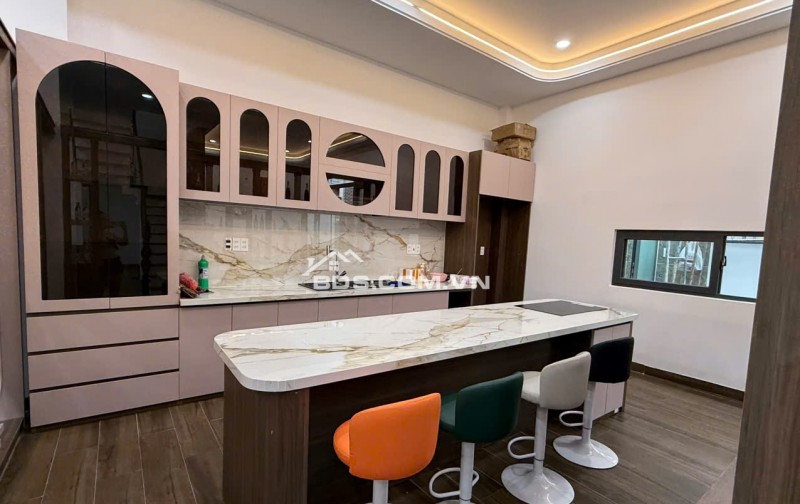 BIỆT THỰ TÂN CỔ ĐIỂN 1/NGẮN ĐẶNG THÚC VỊNH THỚI TAM THÔN 12BIS,HÓC MÔN