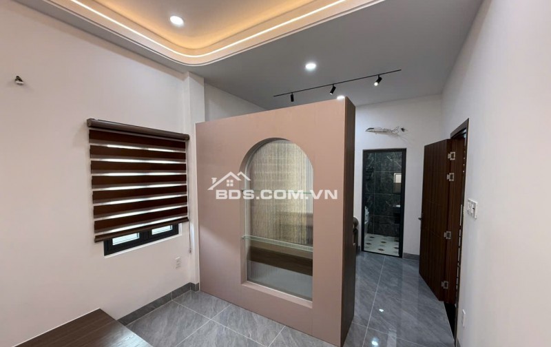 BIỆT THỰ TÂN CỔ ĐIỂN 1/NGẮN ĐẶNG THÚC VỊNH THỚI TAM THÔN 12BIS,HÓC MÔN