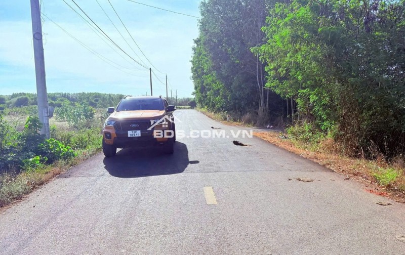 BÁN 2 LÔ LIÊN KỀ NGAY HỒ SUỐI MÔN - XÃ ĐẤT ĐỎ - TP HCM, CHỈ 3,8 TỶ 1 LÔ. LH:0707607272.