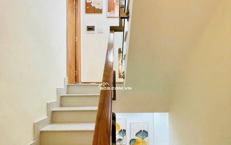 SIÊU PHẨM MỚI TẠI GÒ VẤP - FULL NỘI THẤT XỊN XÒ - 35M2 CHỈ 5TỶ880. LH:0901754355.