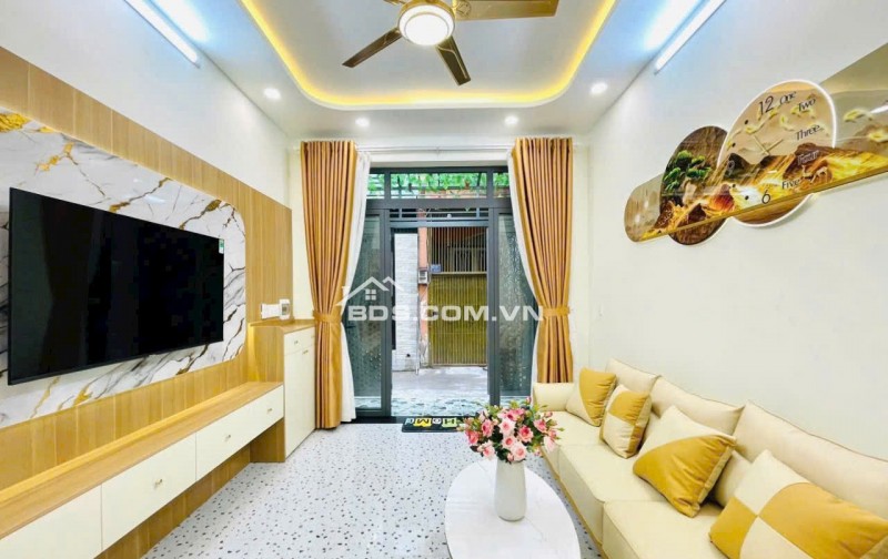 SIÊU PHẨM MỚI TẠI GÒ VẤP - FULL NỘI THẤT XỊN XÒ - 35M2 CHỈ 5TỶ880. LH:0901754355.