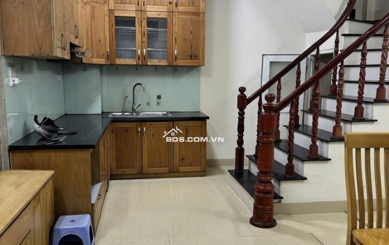 Bán nhà Nguyễn Đức Cảnh_Đền Lừ_39m²_5 tầng_oto đỗ cửa_lô góc_thoáng sáng_hơn 7 tỷ