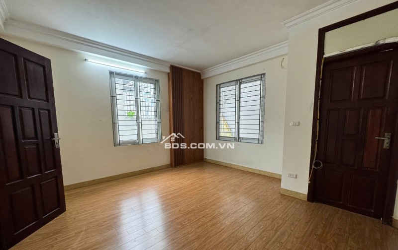 Bán nhà Nguyễn Đức Cảnh_Đền Lừ_39m²_5 tầng_oto đỗ cửa_lô góc_thoáng sáng_hơn 7 tỷ