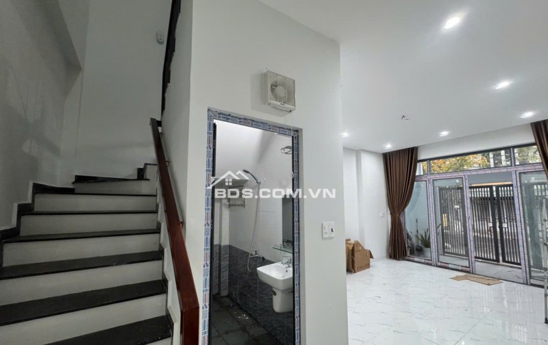 Cho thuê nhà nguyên căn mới - Mặt tiền đường Nguyễn Phước Nguyên - Phường An Khê - Đà Nẵng