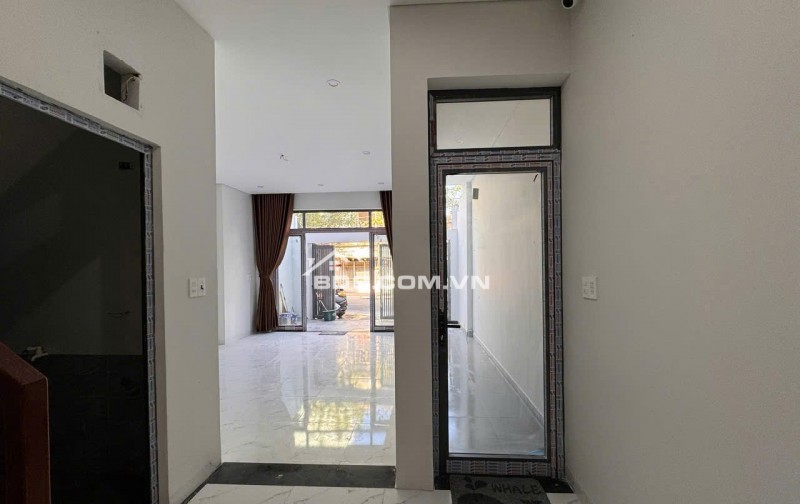 Cho thuê nhà nguyên căn mới - Mặt tiền đường Nguyễn Phước Nguyên - Phường An Khê - Đà Nẵng