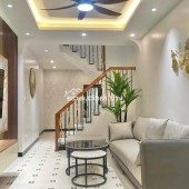 Nhà Đẹp Gần Phố Trương Định, Hai Bà Trưng 30m, 4 tầng, giá 7.5 tỷ.