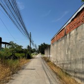 Ngay trung tâm thương mại trụ sở hành chính và dự án lớn của tập đoàn Vingroup