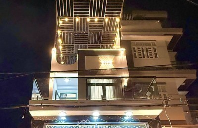 TUYỆT PHẨM NHÀ HẺM Q7 - PHỐ HUỲNH TẤN PHÁT - SỔ ĐỎ CHÍNH CHỦ - 2 TẦNG - 2PN - GIÁ HỜI 4.2 TỶ