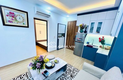 Nhà Đẹp Ở Luôn Hoàng Quốc Việt, Cầu Giấy 65m, giá 3.98 tỷ.