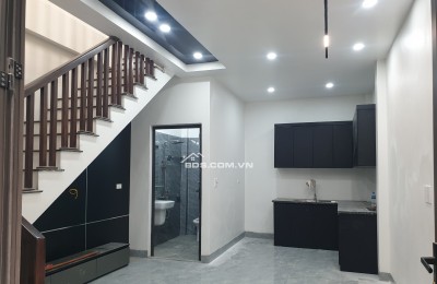 BÁN NHÀ 1.89 TỶ 4 TẦNG MỚI CHỈ SAU NHÀ MẶT ĐƯỜNG KHU HỒ VỊ XUYÊN