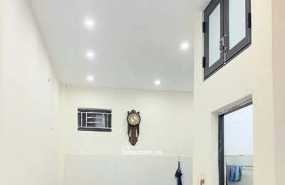 BÁN NHÀ 1.95 TỶ 3 TẦNG 40M2 ( HƯỚNG TÂY ) NGÕ NGẮN ĐƯỜNG KÊNH