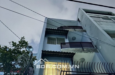 BÁN NHÀ HẺM  VIP NHẤT QUẬN 3 - TRẦN QUANG DIỆU P14- 4 TẦNG BTCT - 2 MẶT HẺM TRƯỚC SAU- VÀI CĂN RA HẺM XE TẢI TRÁNH - 65m2- NỞ HẬU TÀI LỘC. MT 23